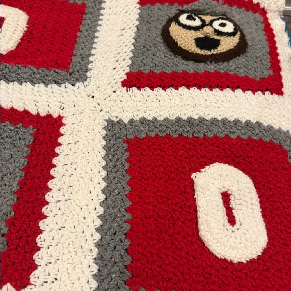 Ohio state crochet blanket - Picture 3 of 6